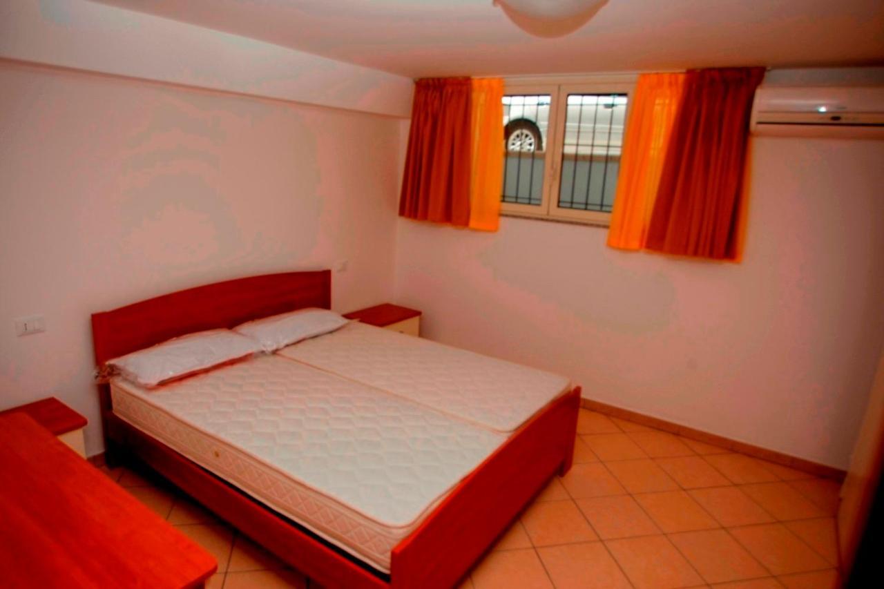 Residence Gualtieri Sant'Andrea Apostolo dello Ionio Buitenkant foto