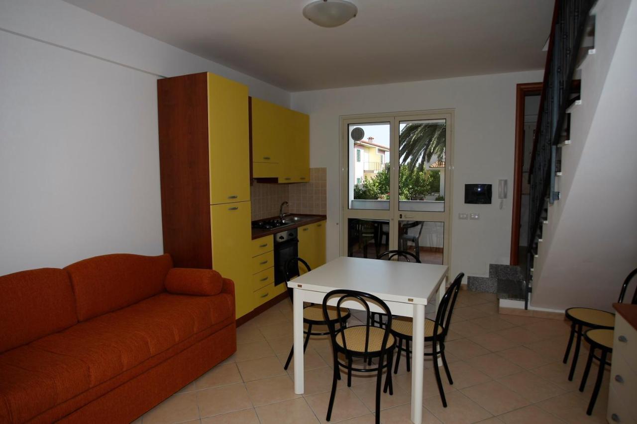 Residence Gualtieri Sant'Andrea Apostolo dello Ionio Buitenkant foto